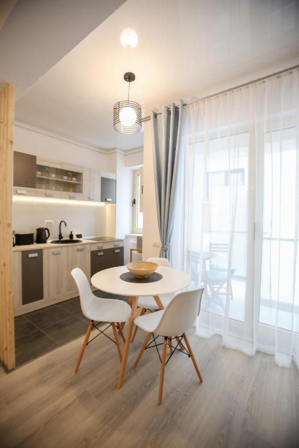 Premium Studios Mamaia Nord - Marea La 50M Navodari Ngoại thất bức ảnh